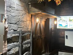 -暴风岛沉浸式体验馆(百联世纪店)