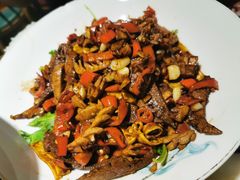 -黄泥岗·地道湖北菜(奥特莱斯店)