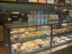 面包甜点陈列柜-星巴克臻选(深圳罗湖万象城店)