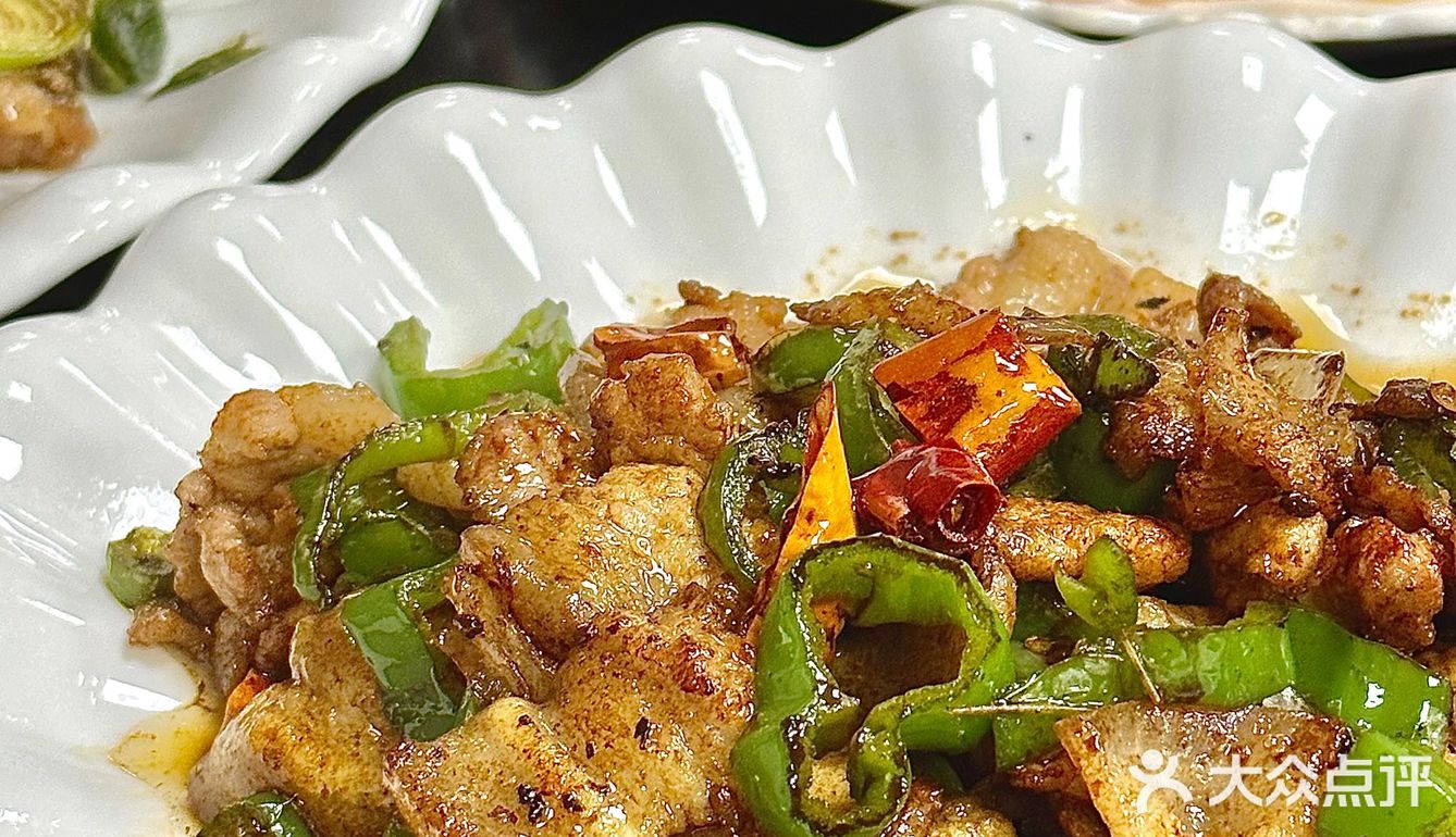 河源探店｜到底是什么能让室友狂炫四碗饭🍚
