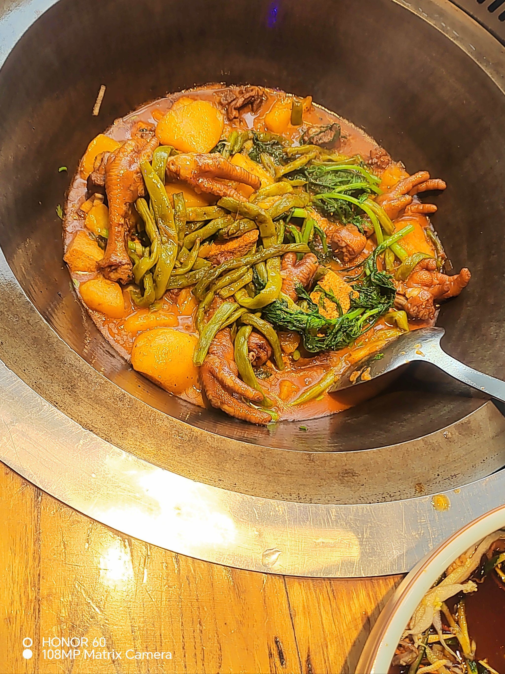 山河屯铁锅炖 #排骨锅 精选鲜排,段段