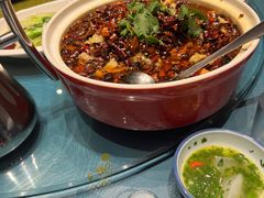 -独一佳老胡湘菜馆(矿山路店)