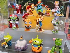 -泡泡玛特POPMART(西单大悦城店)
