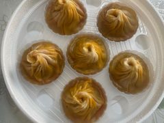 手拆香辣蟹小笼包-苏小柳点心·手作小笼包(新街口分院店)