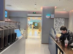 -喜茶(北京华贸购物中心店)