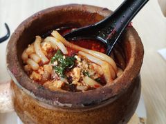 罐罐臭豆腐米线-云平风味园(护国路店)