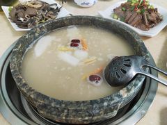 -墨脱石锅椰子鸡•香草鸭•东山羊(大东海店)