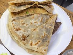 -溢心园香河肉饼总店