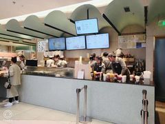 -奈雪的茶(亨特国际广场店)