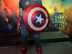 -曼谷杜莎夫人蜡像馆