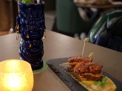 -Oasis Bar & Grill