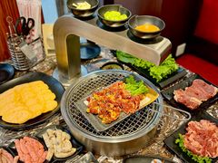 -啊美丽炭火烤肉(滑翔一店)