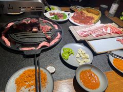 -七甲山烤肉(长白山奇石山珍根艺一条街店)