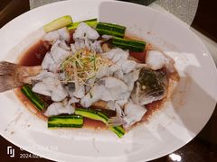 -广州中心皇冠假日酒店·百粤楼