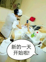 -苗方清颜祛痘·皮肤管理