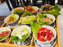 -聚汇三少·龙虾·中餐厅(莫邪路新天地店)