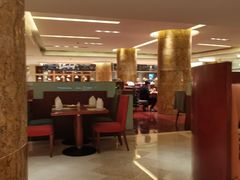 大堂-世贸君澜·云天阁自助餐厅