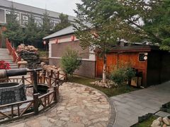 -大连步云山老汤度假山庄