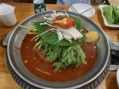 -喇喇排骨火锅·传统韩式脊骨汤(望京西园总店)