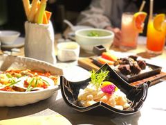笔筒色拉-穹六人间 people 6(岳阳路店)
