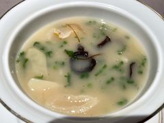 荠菜黄鱼羹-荣轩(新荣记环球金融中心店)
