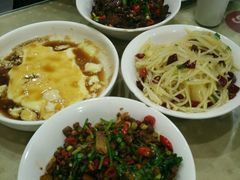 -建辉湖南土菜馆(南大街店)