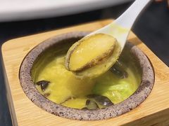 石锅脆米煮鲍鱼-望乡楼上海菜(日月光店)