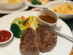 -兰特伯爵西餐厅·啤酒屋(方庄店)