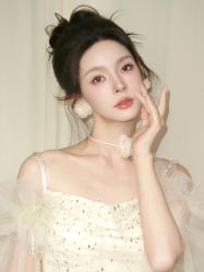 -艺憬婚纱礼服·造型(二七万达店)