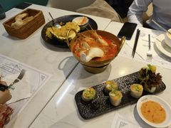-美奈小馆·越南料理(中航城君尚购物中心店)