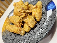 咸蛋黄鸡翅-友德福.老字号粤菜.广州地标融合美食(荔湾路店)