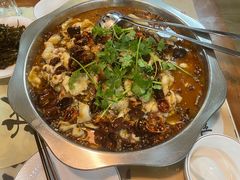 -何哥鲜鱼餐厅(龙湖花园店)