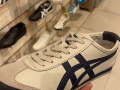 -Onitsuka Tiger(港汇恒隆广场店)