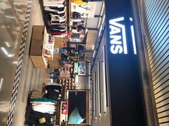 -VANS(三里屯太古里店)