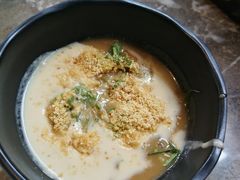 -三人行骨头王火锅(长寿店)