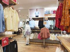 -优衣库(天津鲁能城购物中心店)
