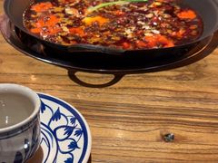 -旧街市鲜货老火锅(大光路店)