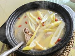 笋干老鸭煲-老东阳·外婆菜(横店店)