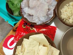 -黄潇洒老火锅(九眼桥宏济巷店)
