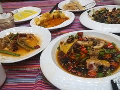 -香巴拉云南餐厅(华莱坞店)