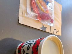 -星巴克(迪士尼小镇店)