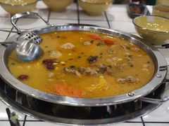 -晓彭肥肠鸡·泡椒鸡火锅(水木天地店)