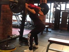 -GYMPLUS私教健身会馆(大悦城店)