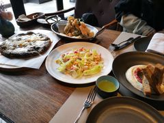 -Carbon莫卡哆·意大利复古集市餐厅(杭州大厦店)
