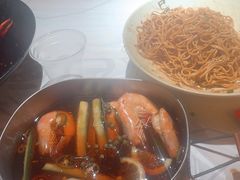 -巴厘龙虾·榜首油焖大虾(音乐学院·沿江酒馆店)