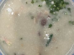 一鍋雞件雞腎粥-荣发茶餐厅(龙琛路店)