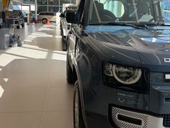 -上海伟杰·捷豹路虎4S店(闵行店)