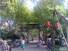 -杭州黄龙洞