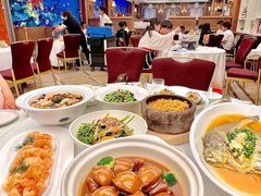 -品海楼·大连海胆锅贴馆(东港店)