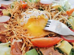 藜麦窝蛋沙拉-The Rug Cafe(王府中环店)